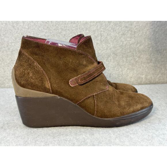 Tsubo Wedge Booties Decari Brown Suede Hook & Loop Ankle Boots Womens Size 10 - Picture 5 of 9